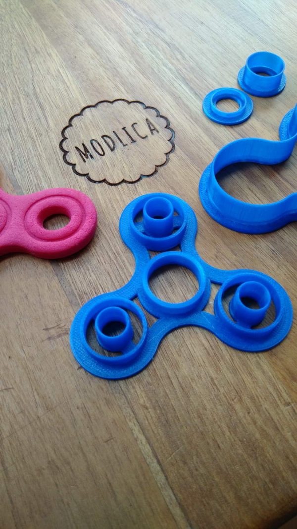 sekaci za testo i fondan fidget spinner